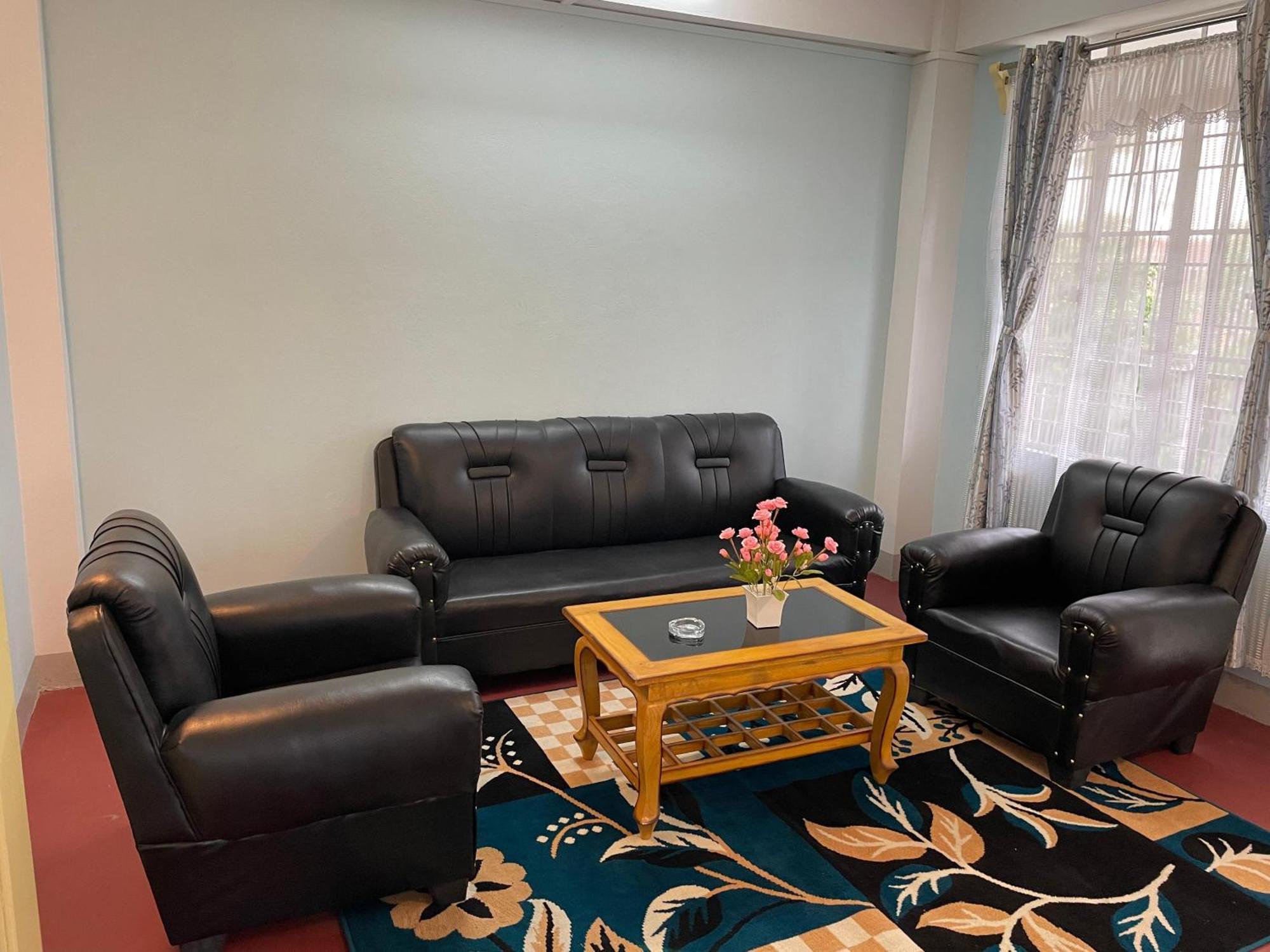 Keeon Private Room Top Шилонг Екстериор снимка